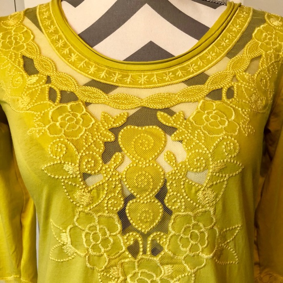 Gorgeous Veiled Brocade Long Sleeve Yellow Shift - Picture 2 of 7